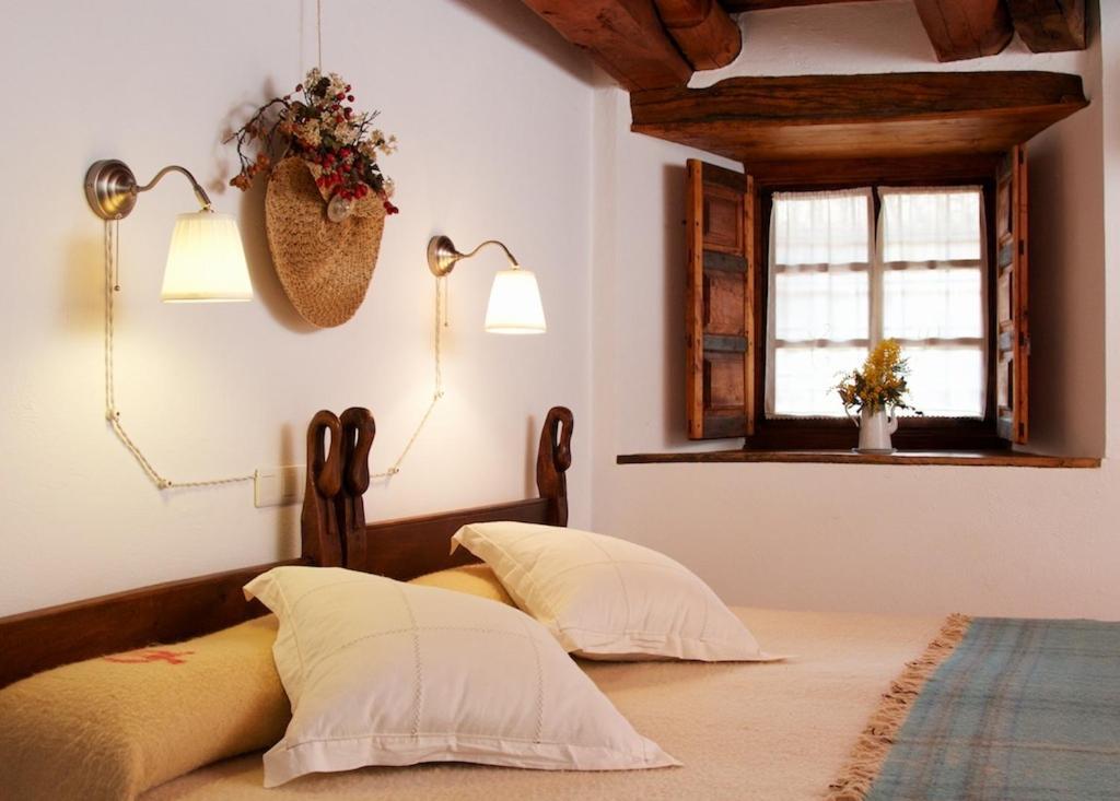 Santa Colomba de Somoza Casa Pepa Hotel Rural חדר תמונה