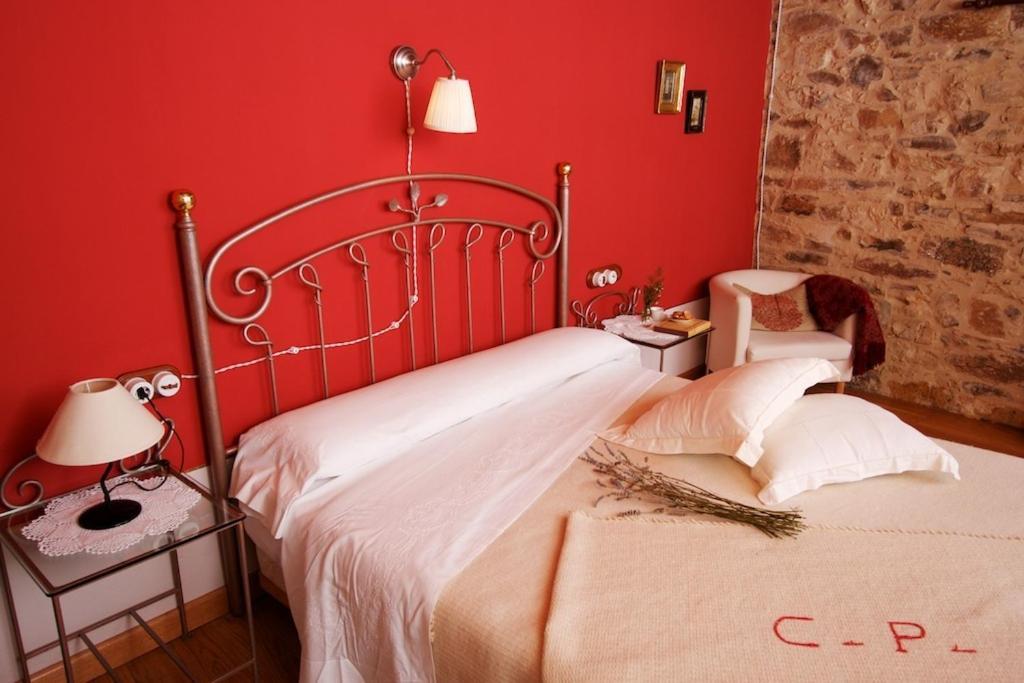 Santa Colomba de Somoza Casa Pepa Hotel Rural חדר תמונה
